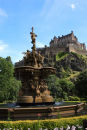 Fountain & Castle Edinburgh